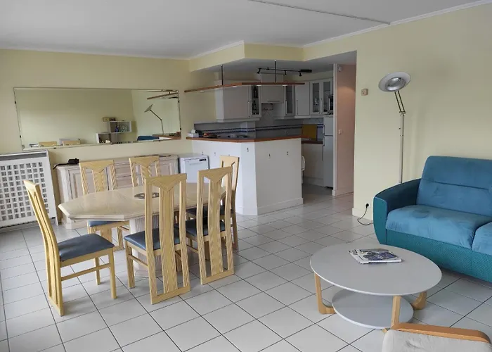 Surcouflepouliguen 60m2 Sur Le Port 4 Personnes *